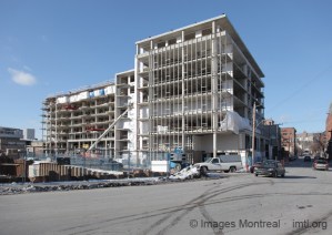 Phase 1 des condos Le Canal Griffintown en construction
