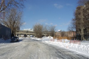 Travaux de fermeture de l'avenue De Carillon en hiver