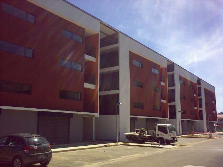 Un immeuble de la résidence HLM Les 3 Monts dans le quartier de Palika (Cayenne)