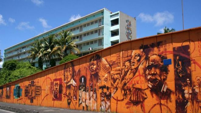 Fresque murale Lycée de Baimbridge